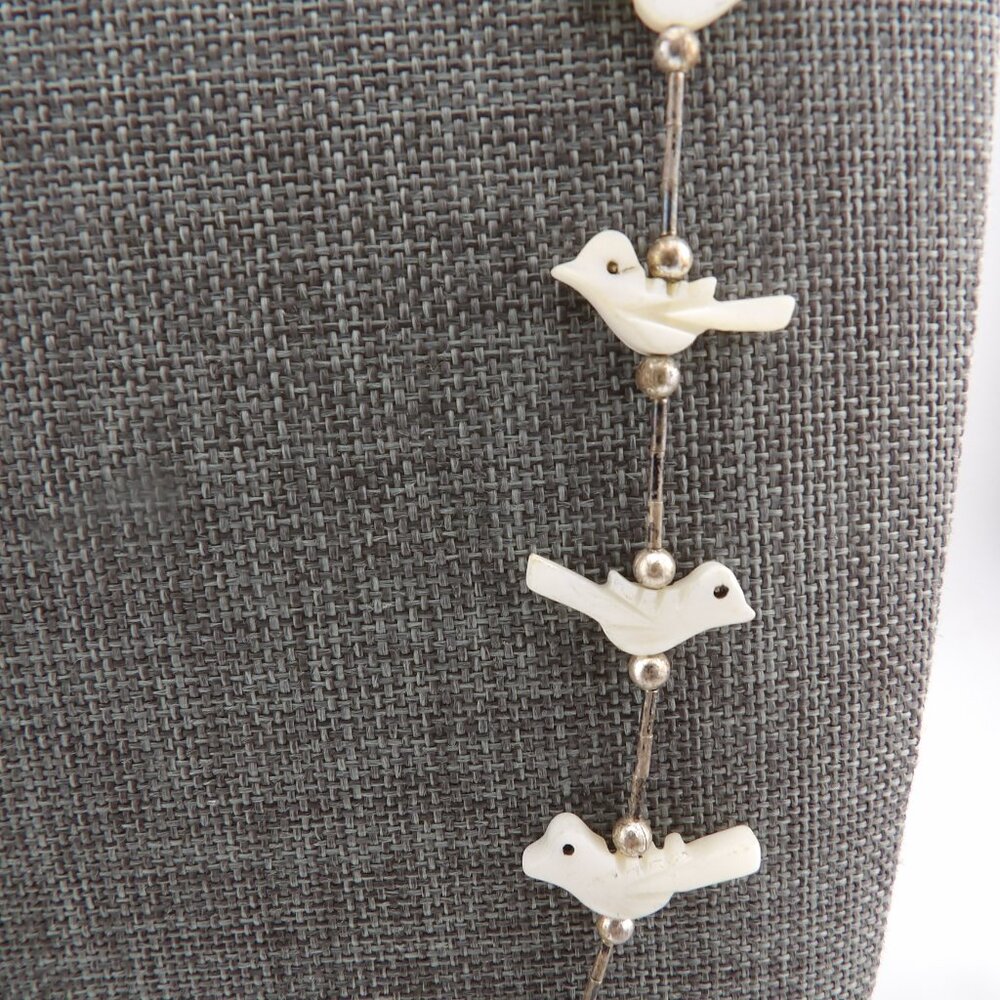 Vintage Mother of Pearl Bird Fetish Necklace - Picture 2 of 3